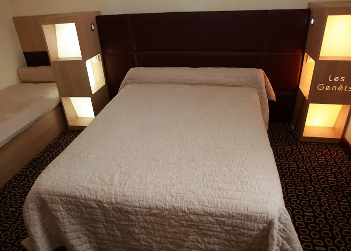 Les Genets Bayonne Hotel