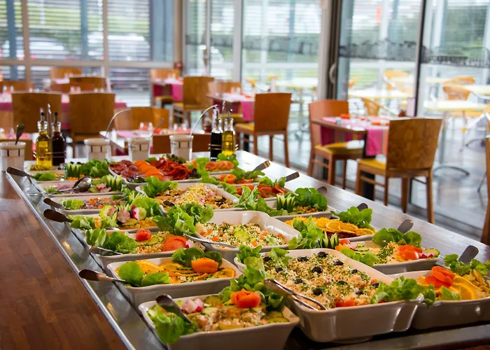 Les Genets Bayonne 2* Lahubiague