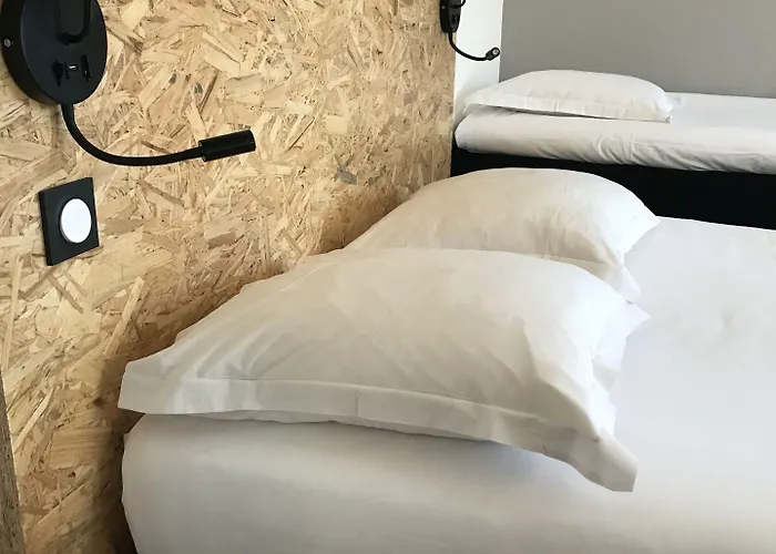 Les Genets Bayonne Hotel 2*