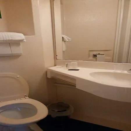 Les Genets Bayonne Hotel