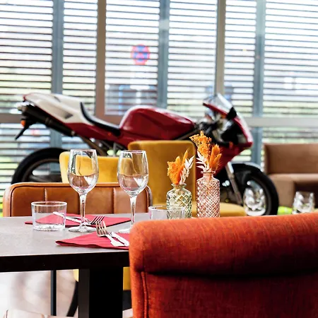 Les Genets Bayonne Hotel 2*